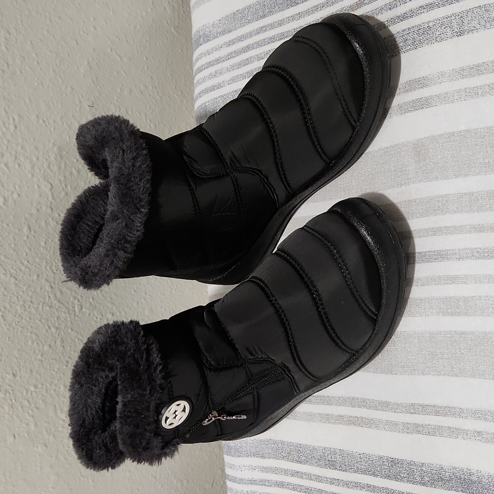 Womens snow boots